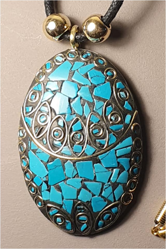 COLGANTE MUJER OVAL AZUL TURQUESA