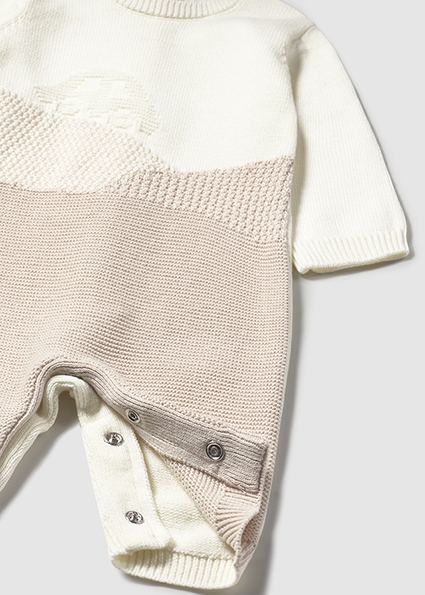 Descubre el Adorable Pelele de Mayoral Modelo 2611