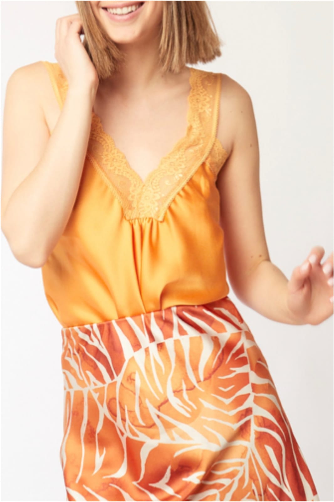 Lencera mujer tirantes encaje - Imagen 4