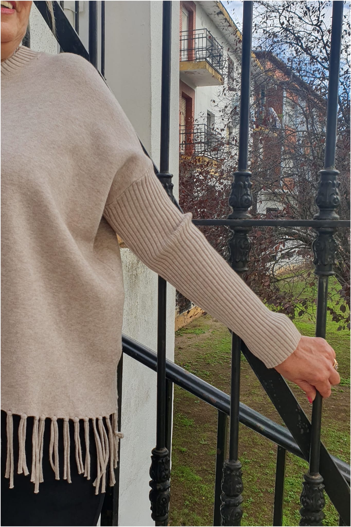 Jersey mujer con flecos