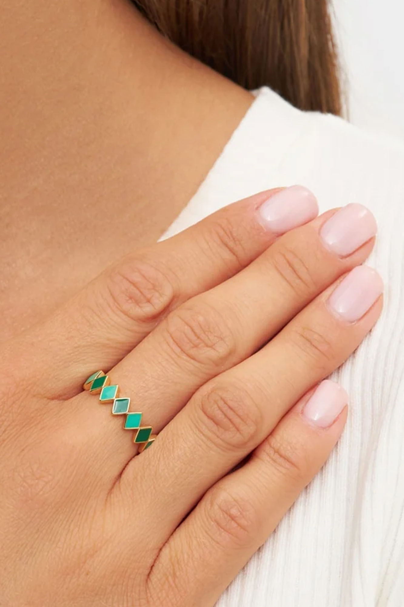 Anillo bañado en oro CONFETI GREEN