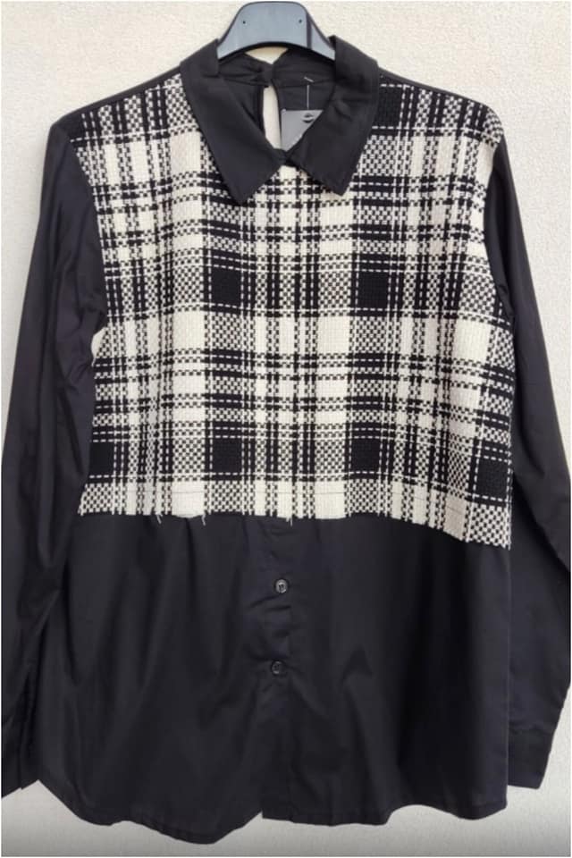 Blusa mujer bordado frontal cuadros