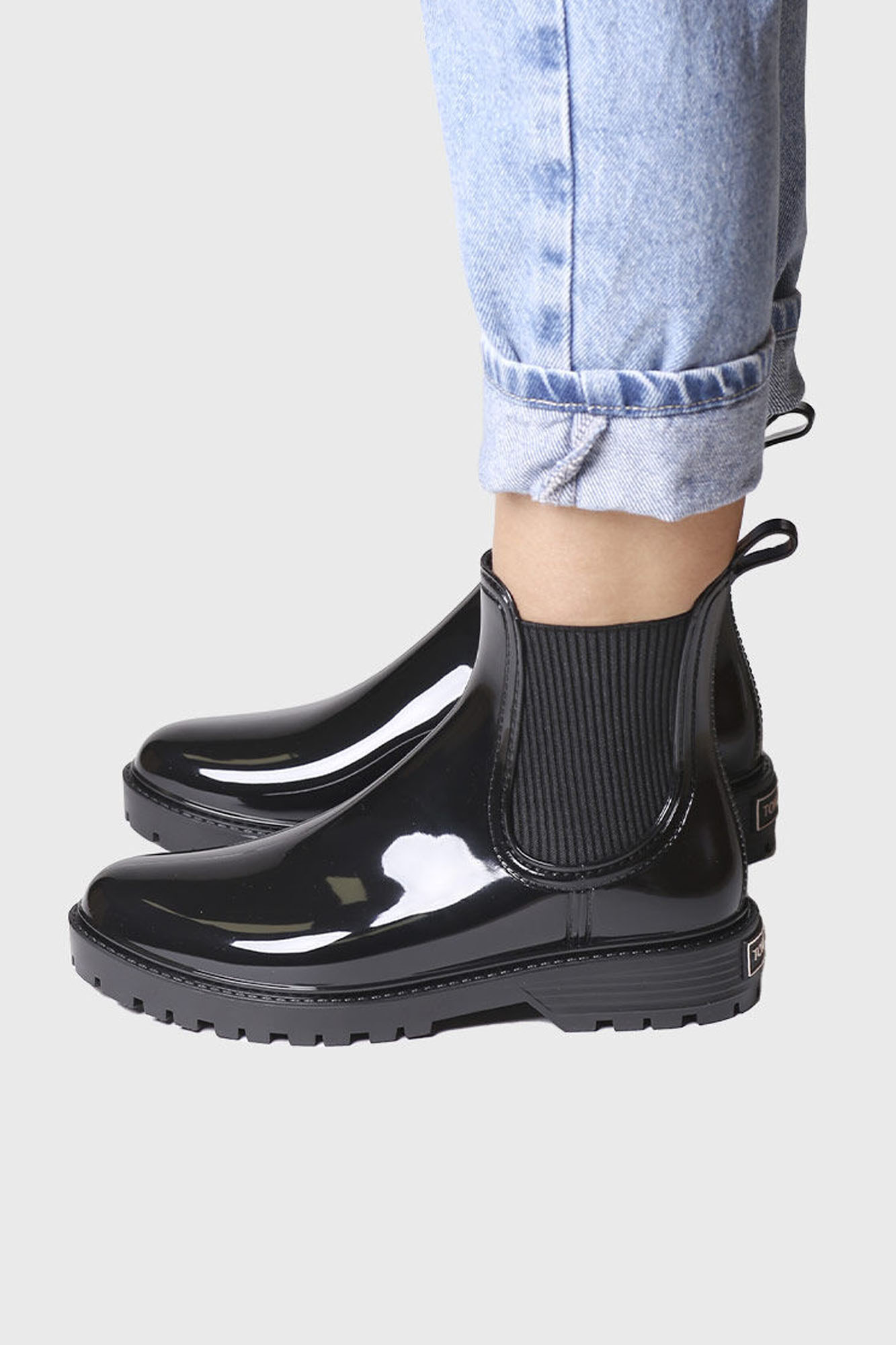 Botín de agua acabado brillante CAVAN