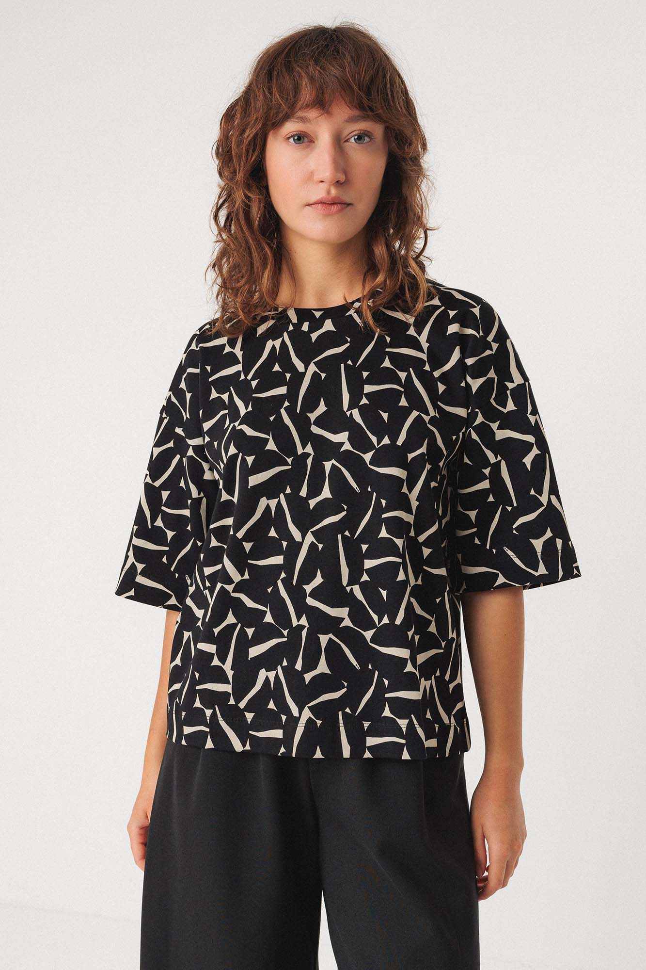 Camiseta LARIZ HALFANDHALF