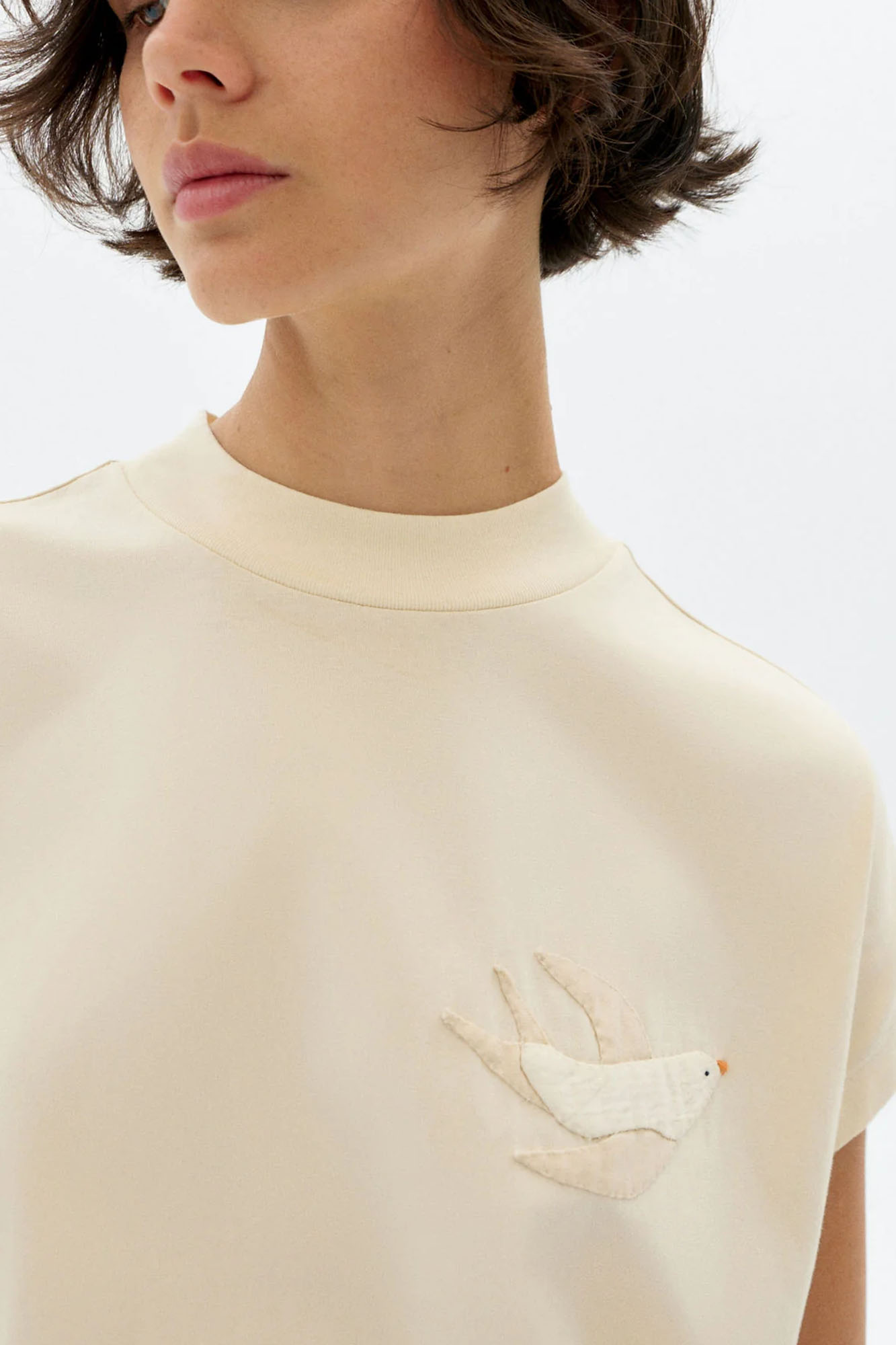 Camiseta de algodón bordada a mano BIRD VOLTA