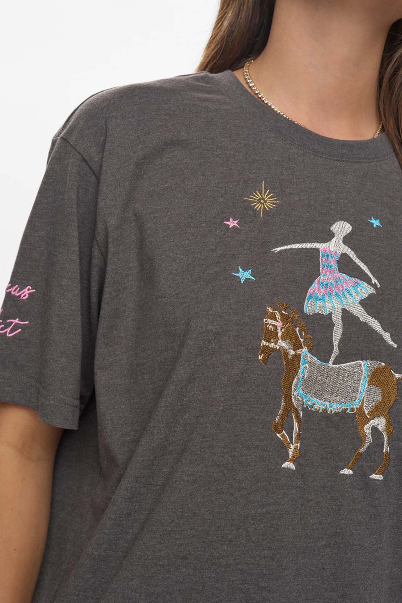 Camiseta oversize bordada NUPRIMA