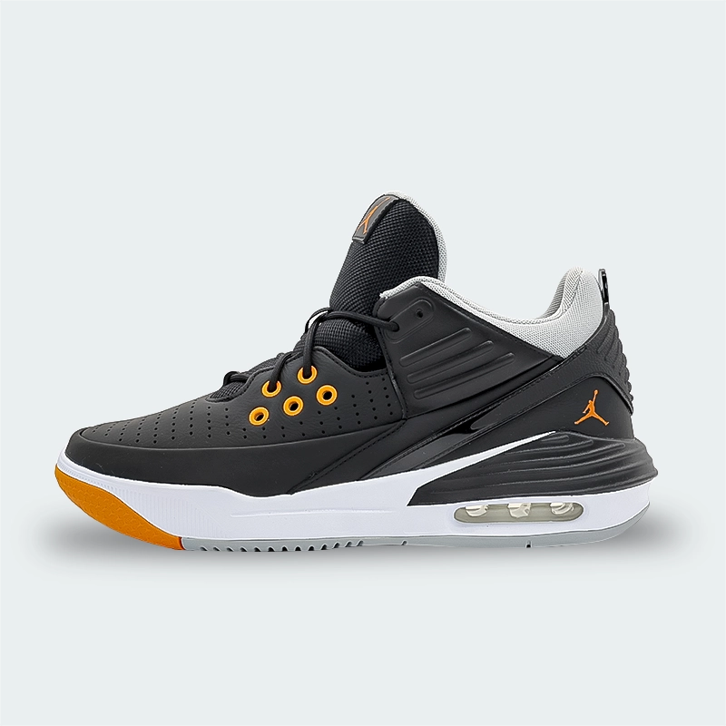 Bota Nike Jordan Max Aura 5 Hombre K05104