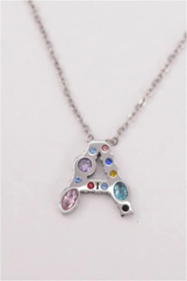 COLLAR MUJER ACERO PLATEADO CON LETRA A