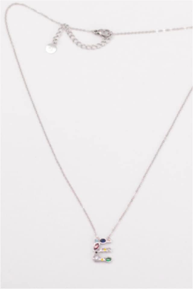 COLLAR MUJER ACERO PLATEADO CON LETRA E