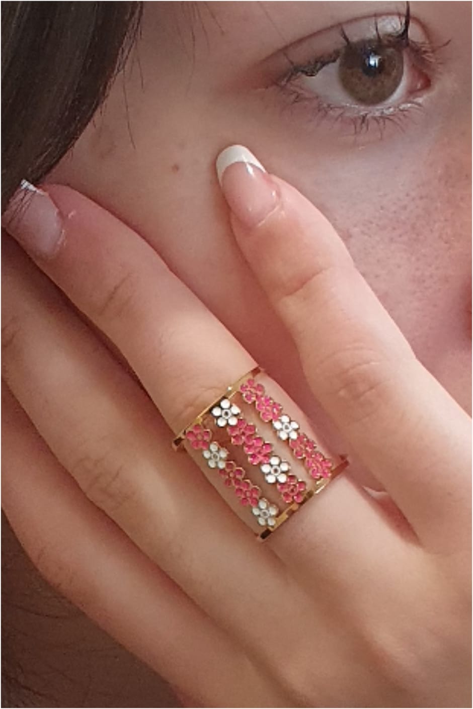 Anillo mujer acero dorado margaritas