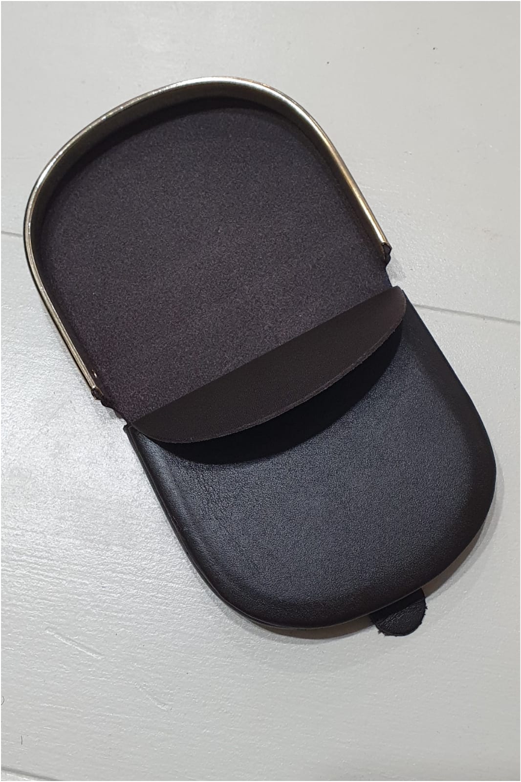 Monedero caballero piel tacón grande