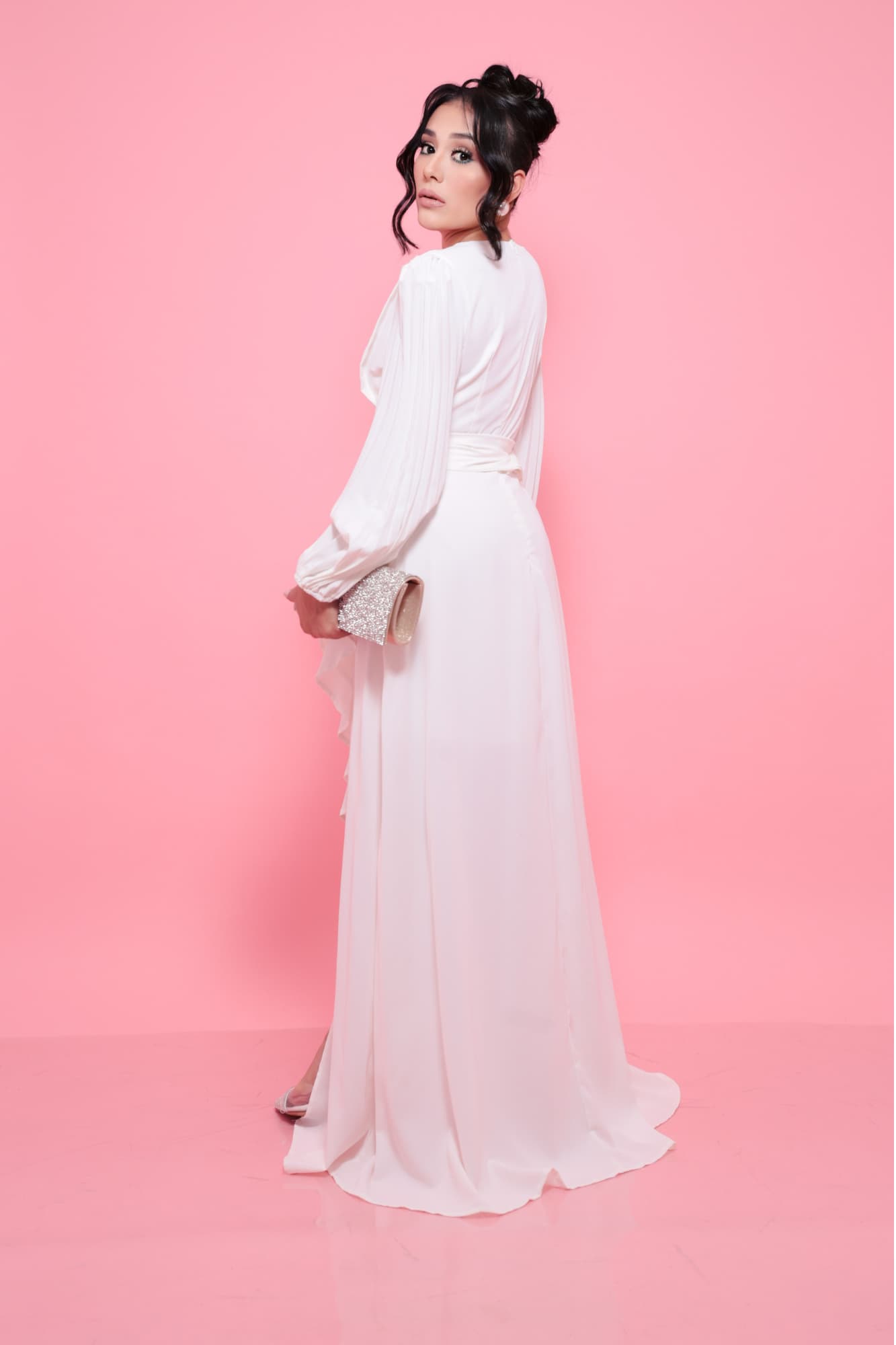 MAXI VESTIDO WHITE CON MANGA P06839