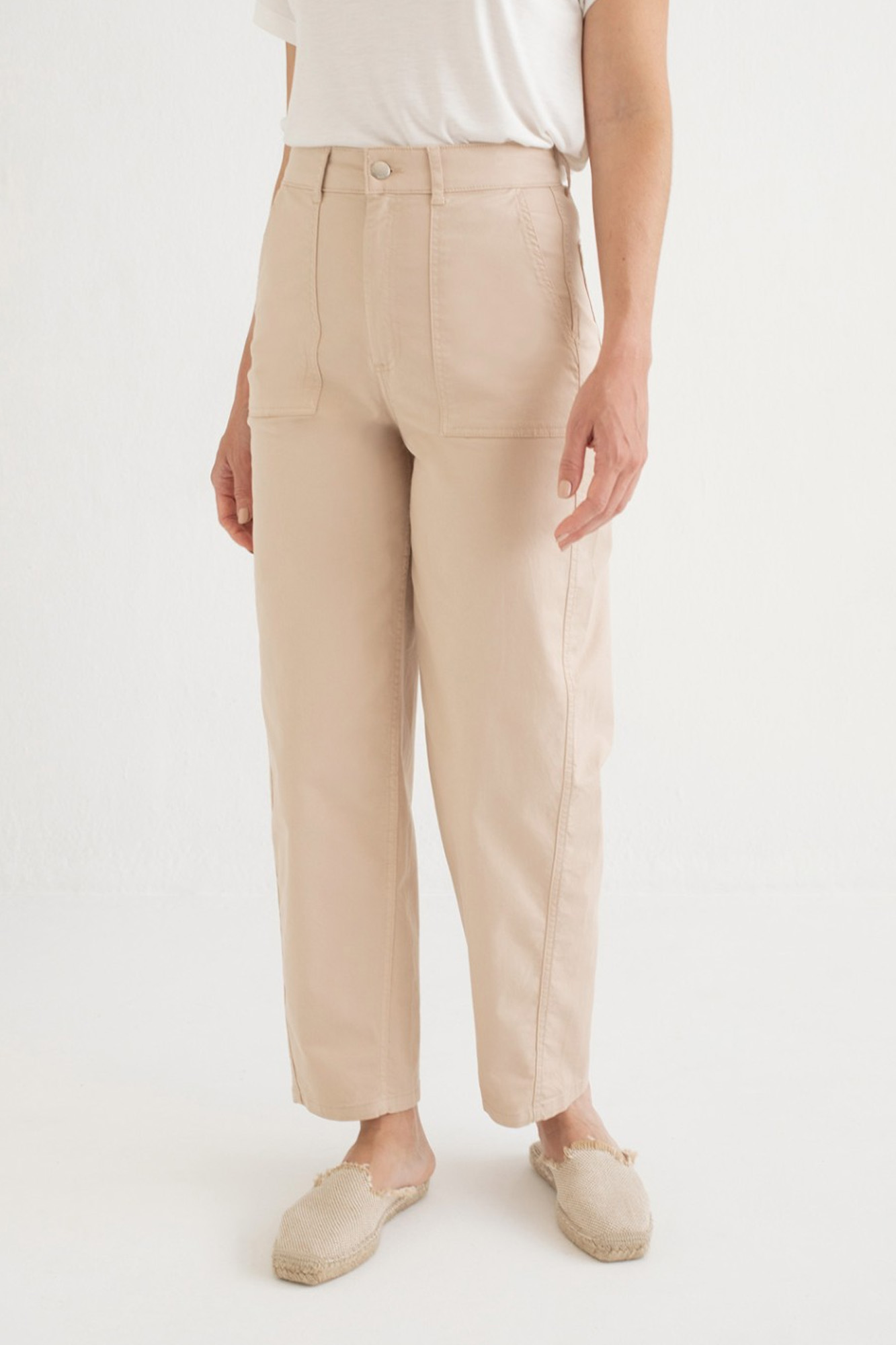 Pantalón estilo carrot KORONG