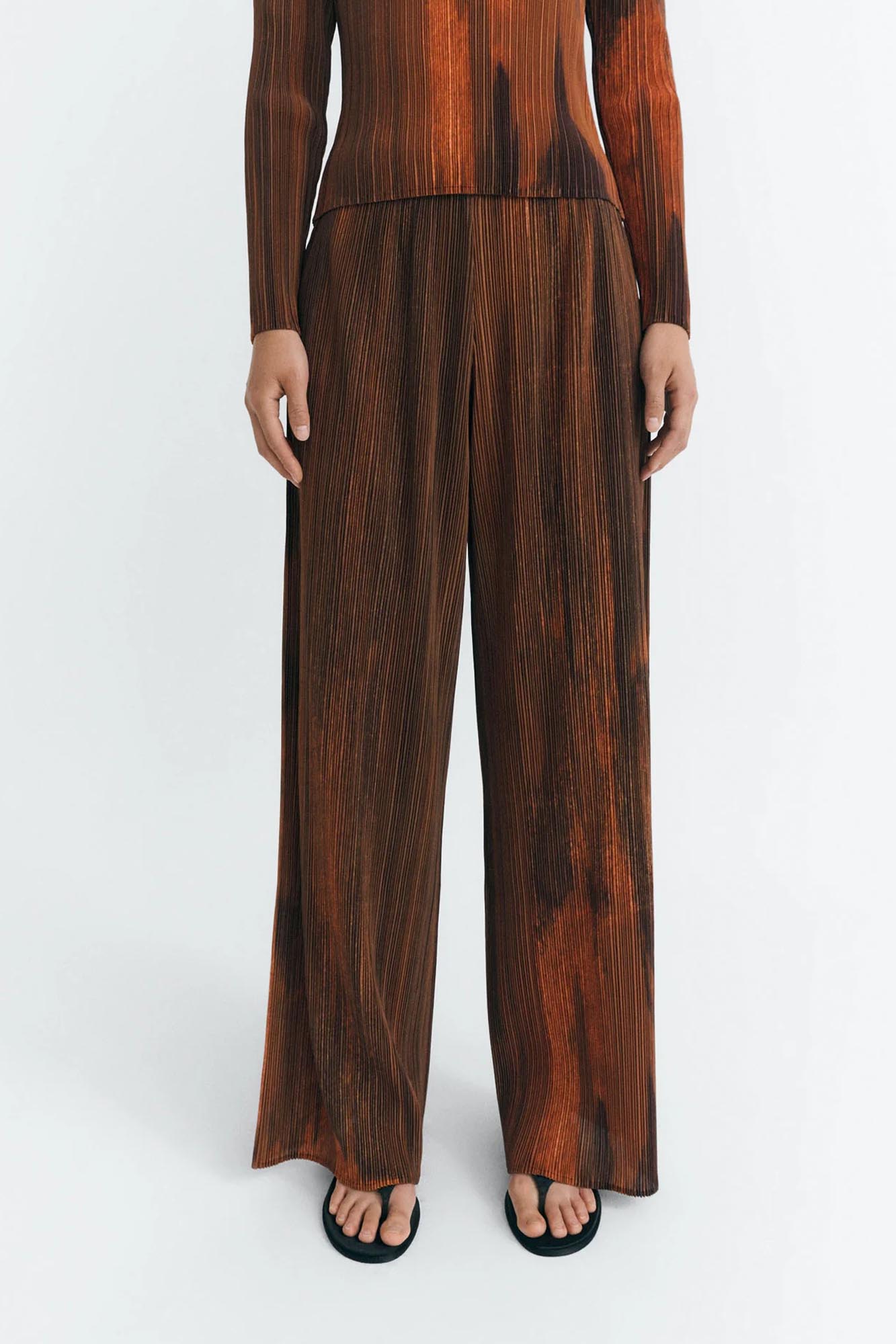 Pantalón relaxed plisado naranja MARO