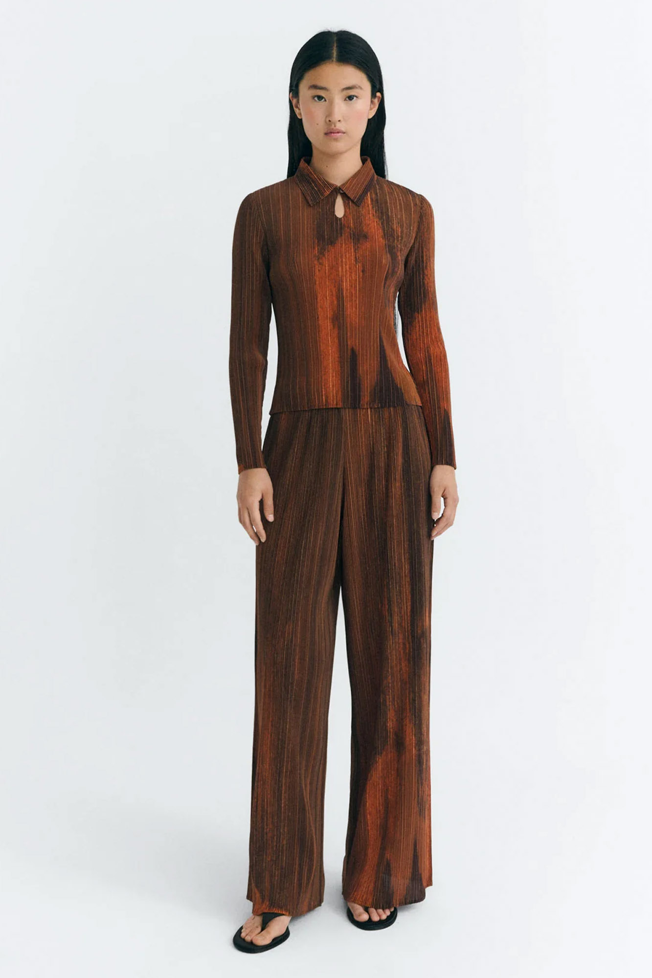 Pantalón relaxed plisado naranja MARO