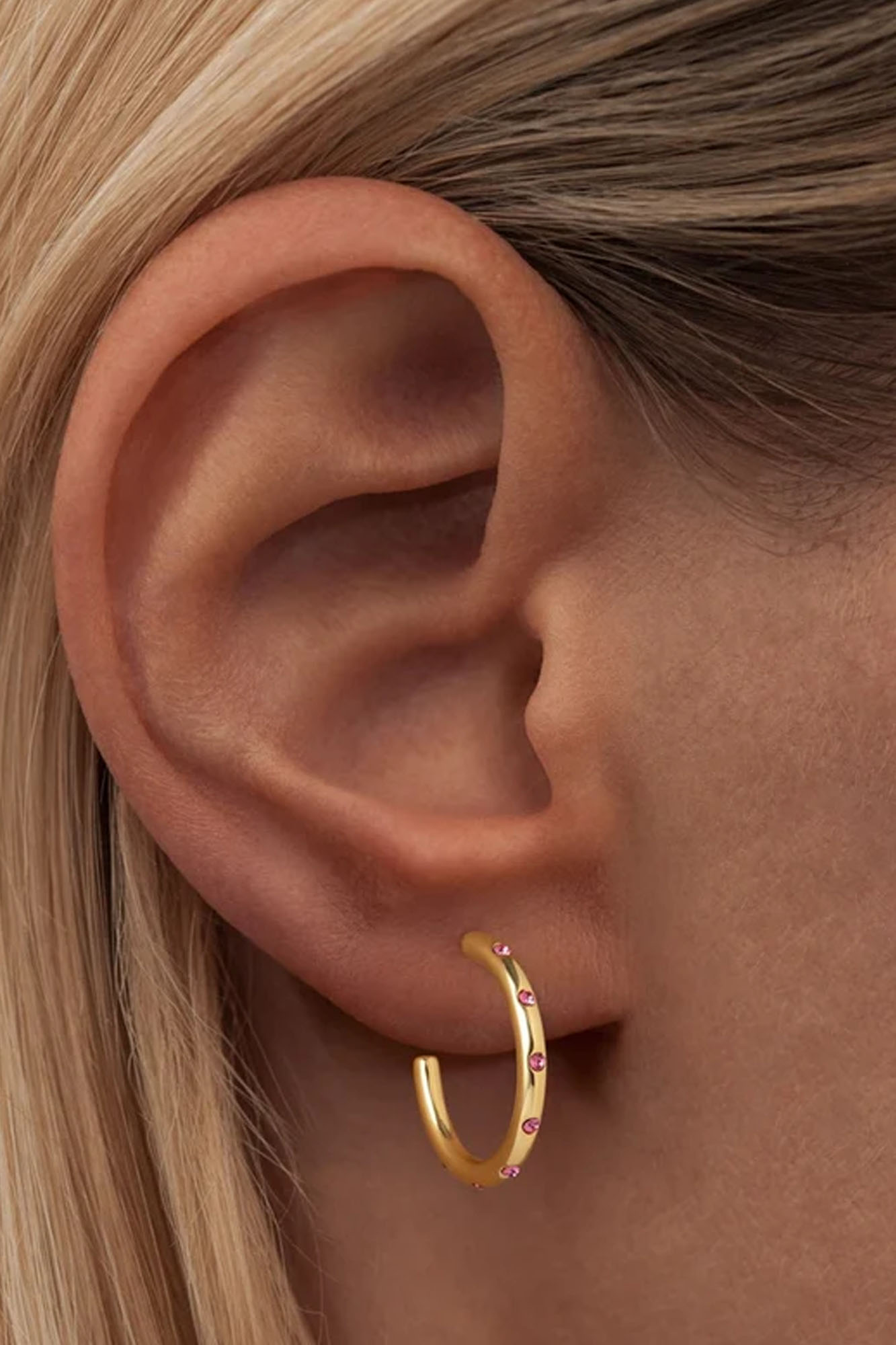 Aros medianos OMG ROSE chapados en oro