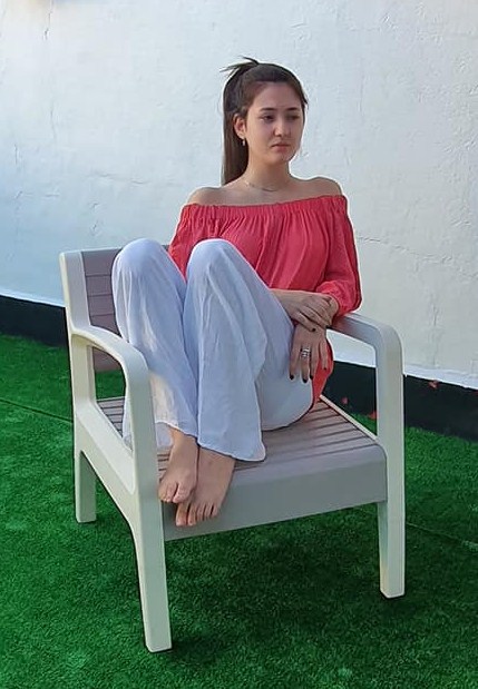 Blusa mujer calada cuello barca