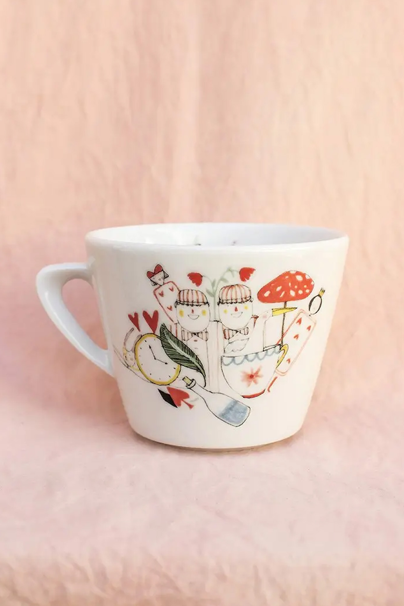 Taza ilustrada ALICIA