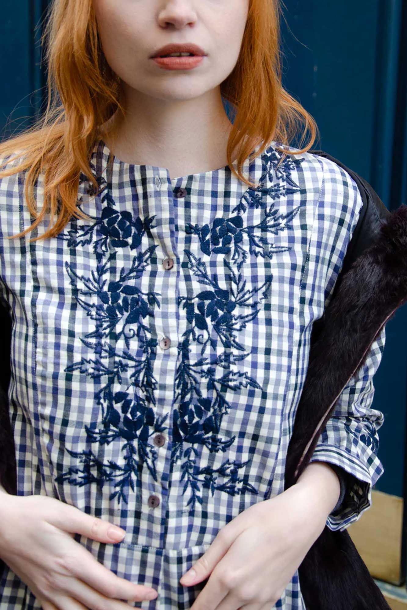 Vestido bordado de algodón FLORA