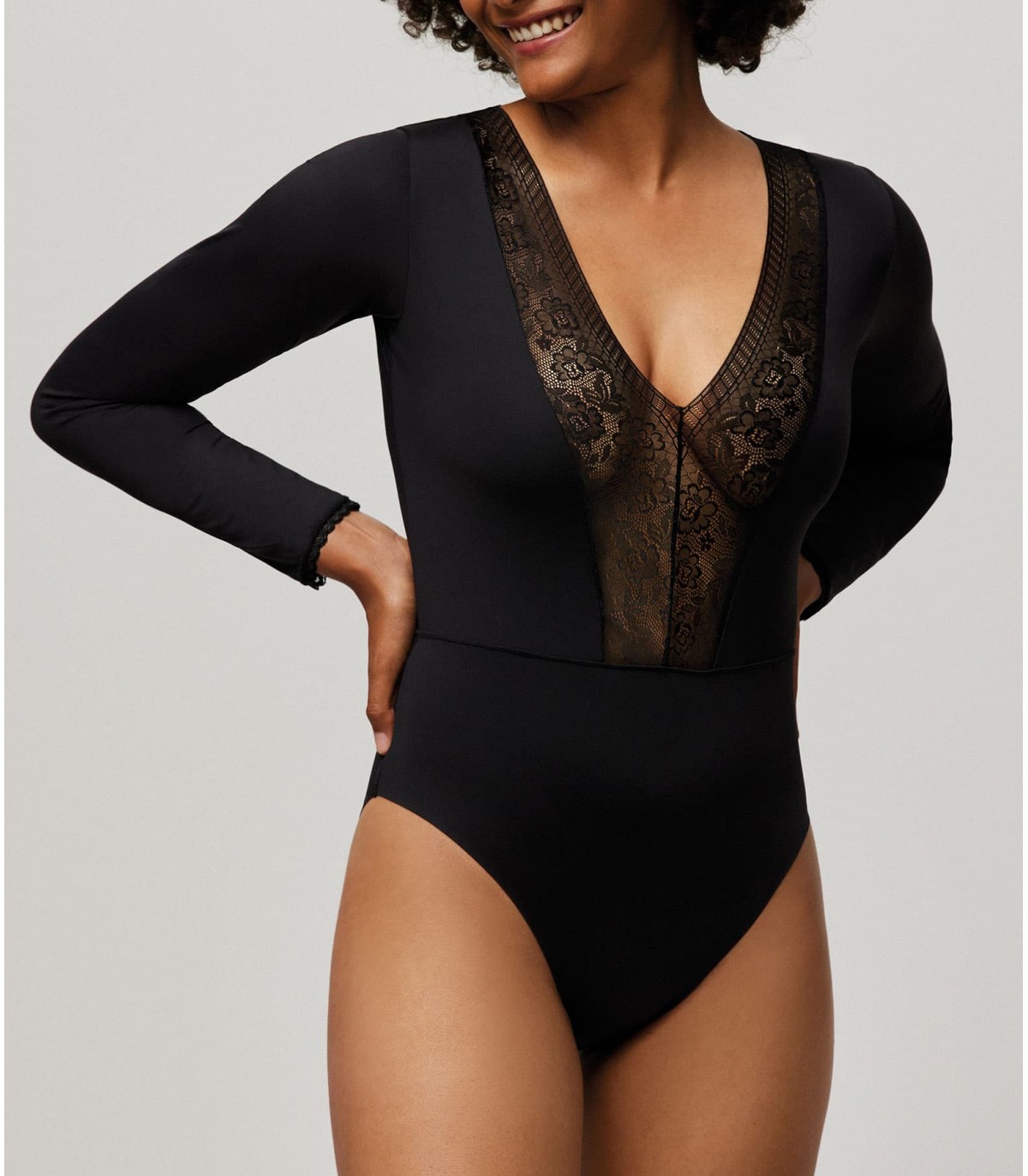 Body Mujer Ysabel Mora Modelo 10093 – Elegancia que abraza tu silueta - Imagen 4