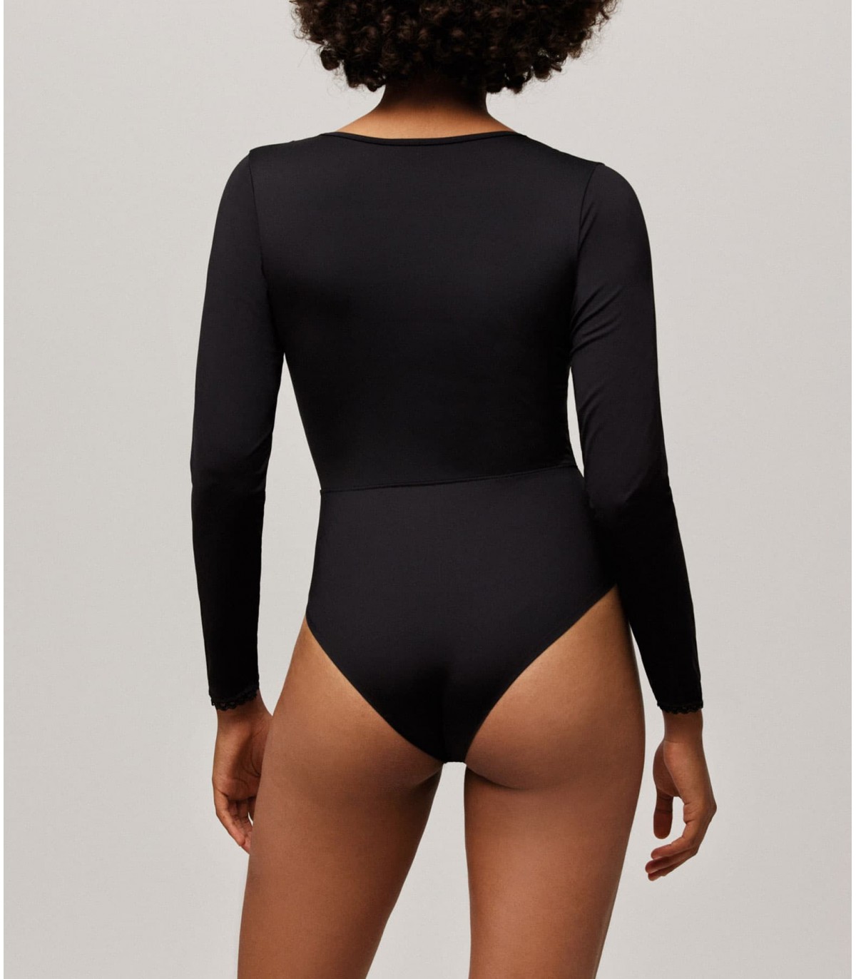 Body Mujer Ysabel Mora Modelo 10093 – Elegancia que abraza tu silueta - Imagen 3