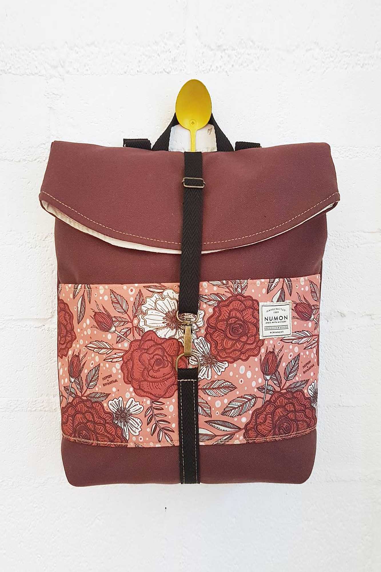 Mochila pequeña NUMON SANT JORDI 21